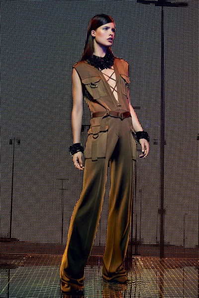 Look 7